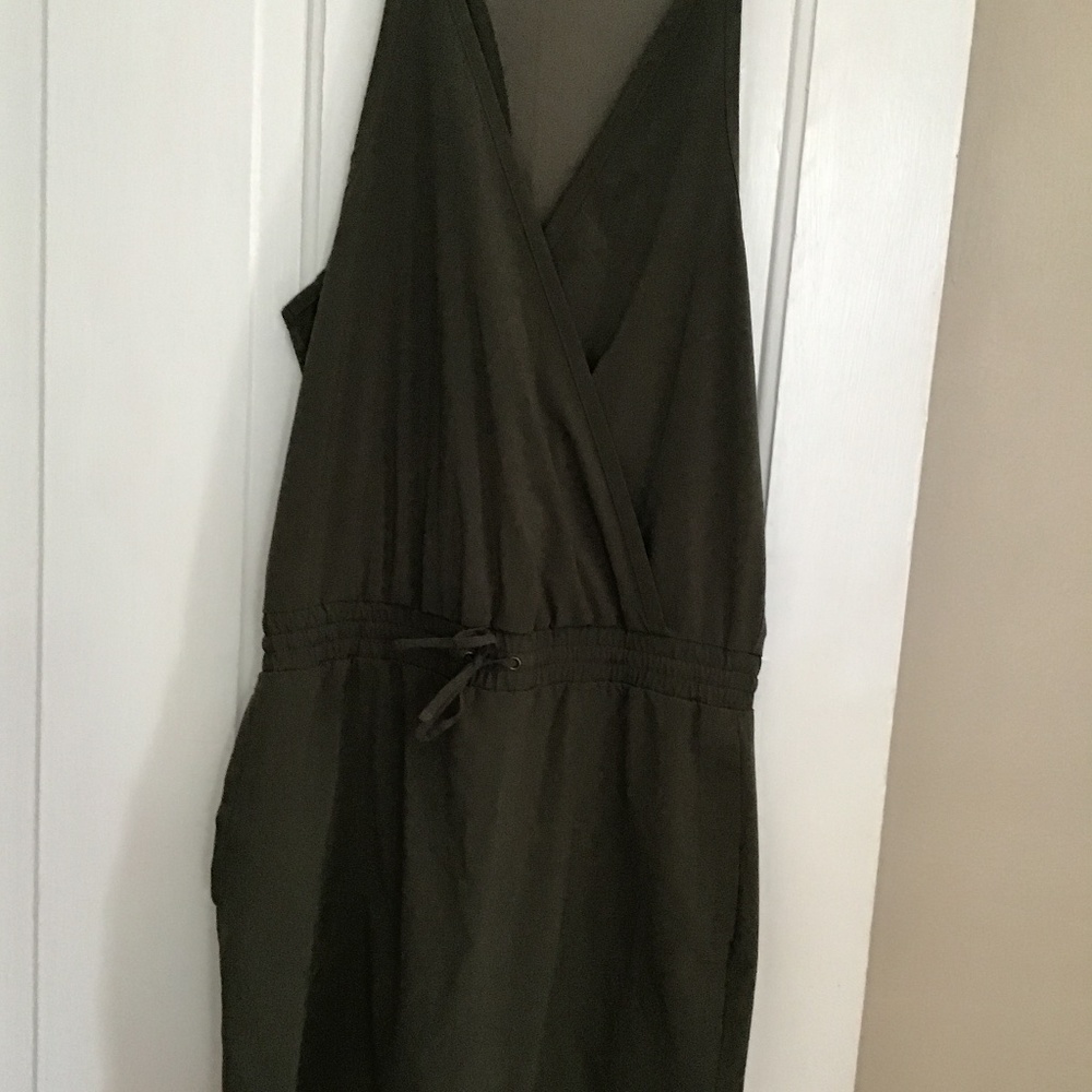 Athleta romper size 4